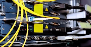 Заказать монтаж сетей в Учалах. Обслуживание ПК, ремонт от 309 руб